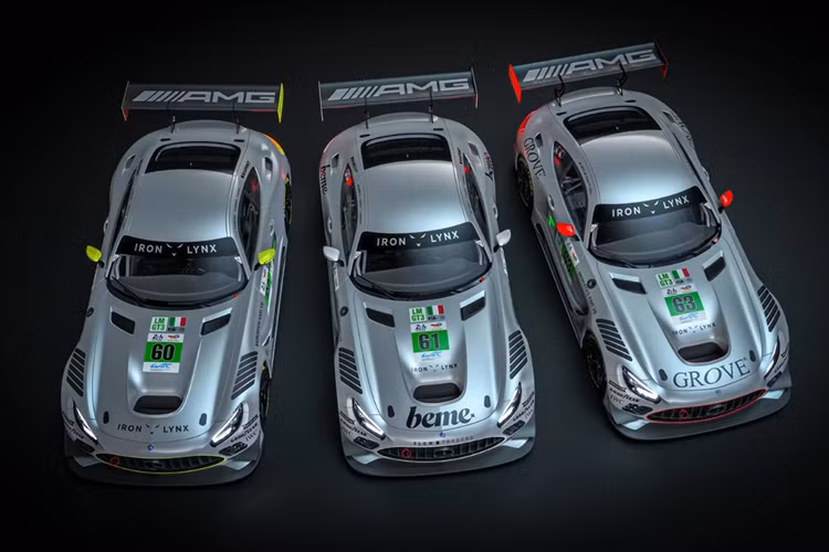 Mỗi chiếc Mercedes-AMG LMGT3 được điều khiển bởi một ekip 3 tay đua thay phiên, đảm bảo hiệu suất tối đa trong suốt 24 giờ thi đấu. Giải đua năm nay hứa hẹn kịch tính với sự góp mặt của các tên tuổi lớn như Toyota, Porsche, Aston Martin, Corvette, Ford, và đặc biệt là nhà vô địch Ferrari 499P, tạo nên một sân chơi đầy thách thức cho Mercedes-AMG.