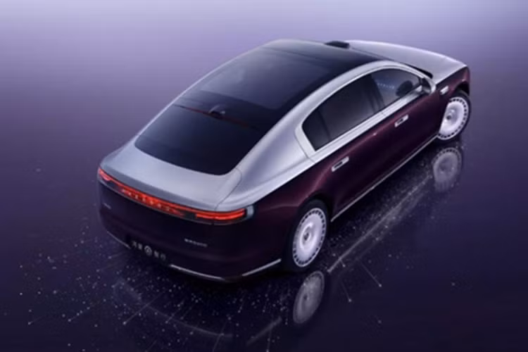 Với kiến trúc hiệu suất cao, hệ thống an toàn tiên tiến, khả năng lái thông minh và nội thất chế tác thủ công, Maextro S800 đặt ra một chuẩn mực mới cho dòng sedan điện hạng sang tại thị trường Trung Quốc. Lô đầu tiên gồm 599 xe dành cho khách hàng tiên phong sẽ được giao từ ngày 26/6. Các đợt giao hàng hàng loạt bắt đầu từ giữa tháng 8 năm nay.