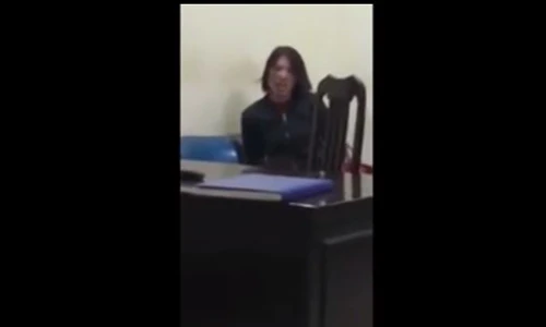 Video người mẫu Trang Trần chửi cảnh sát như hát hay