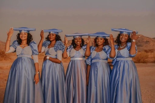 Bản sắc 'không đụng hàng' của tộc người sống dựa vào bò ở châu Phi