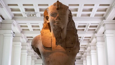 Pharaoh Ai Cập có 100 con, ngai vàng về tay ai cuối cùng?