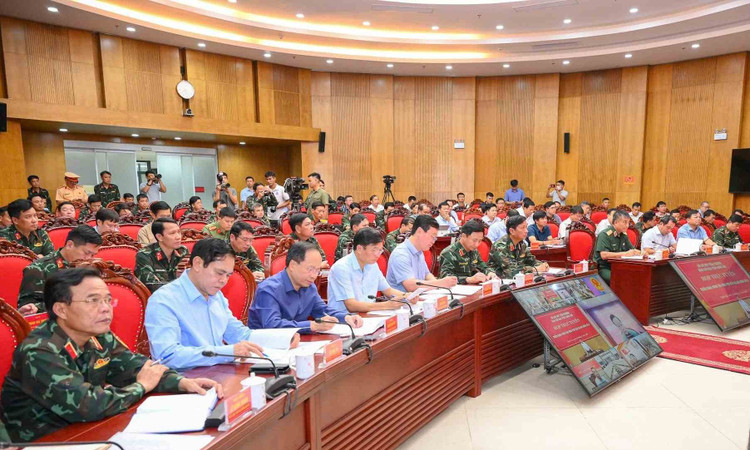 Cuộc họp triển khai công tác ứng phó bão số 5. ld1-compressed-final.jpg