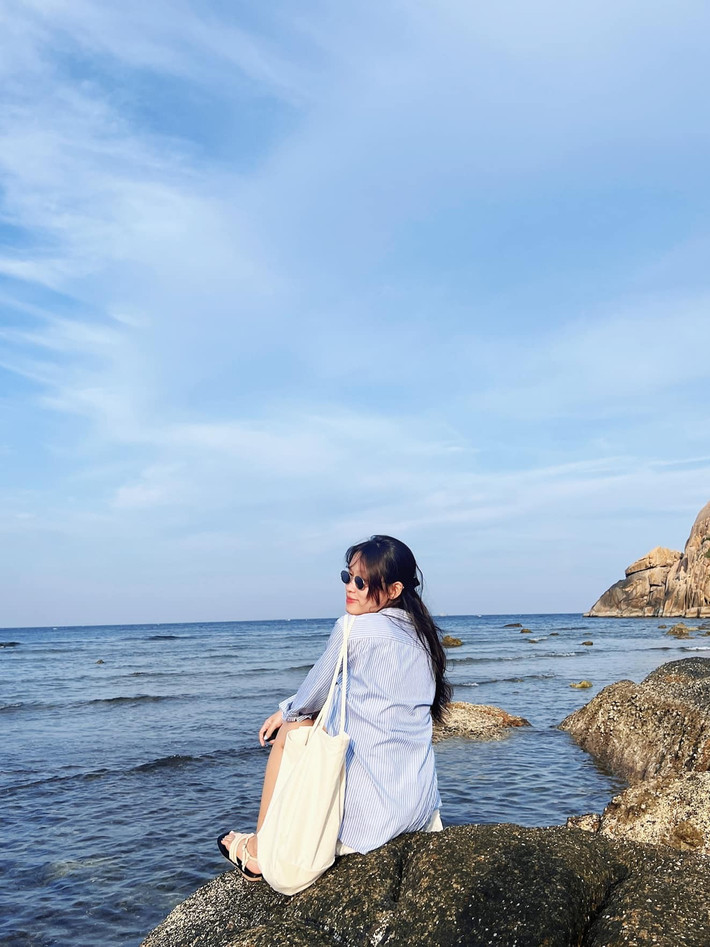 Bình Hưng không phải là một điểm đến quá nổi tiếng, nhưng chính vì vậy mà hòn đảo này vẫn giữ được vẻ đẹp hoang sơ và không bị du lịch hóa quá mức. Ảnh Thu Thảo