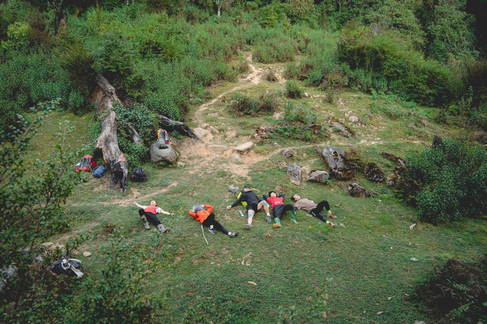 Mỗi mùa Sa Mu lại khoác một màu áo riêng. Từ tháng 9 đến tháng 11, lá phong chuyển vàng, đỏ, nhuộm cả sườn núi trong sắc thu lãng mạn. Ảnh Thương Nguyễn