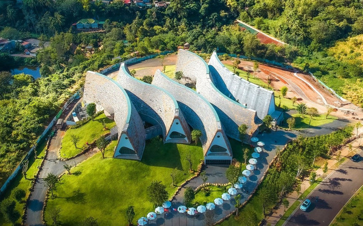 Bảo tàng Thế giới Cà phê là nơi lưu giữ lịch sử, văn hóa và những giá trị cà phê truyền thống của Tây Nguyên. Ảnh iVIVU