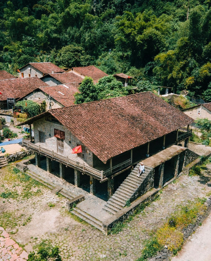Nằm ở xã Đàm Thủy, tỉnh Cao Bằng làng đá Khuổi Ky là nơi sinh sống của cộng đồng người Tày với kiến trúc đặc trưng: nhà, bậc thang, đường đi đều làm từ đá. Ảnh Blog của Rọt