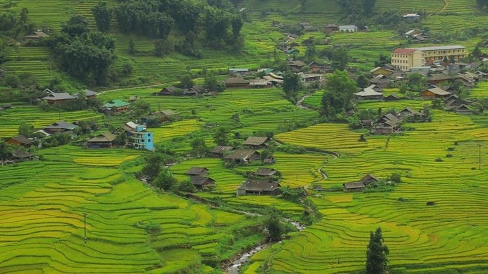 Nơi đây không chỉ là điểm check-in lý tưởng mà còn là không gian để trải nghiệm cuộc sống giản dị, mộc mạc của đồng bào dân tộc vùng cao. Ảnh Đỗ Vũ