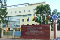 Gói thầu tại Đại học Trà Vinh: Nhà thầu quen mặt "một mình một ngựa"?