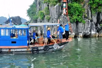 Đấu thầu tại vịnh Hạ Long: Công ty Phúc Thành "một mình một ngựa" gói rác 7,1 tỷ đồng