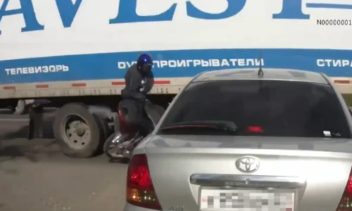 Gặp nạn vì không biết phanh xe đạp điện