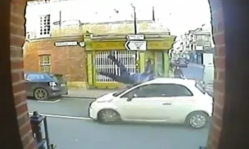 Sống sót thần kỳ sau tai nạn khủng khiếp