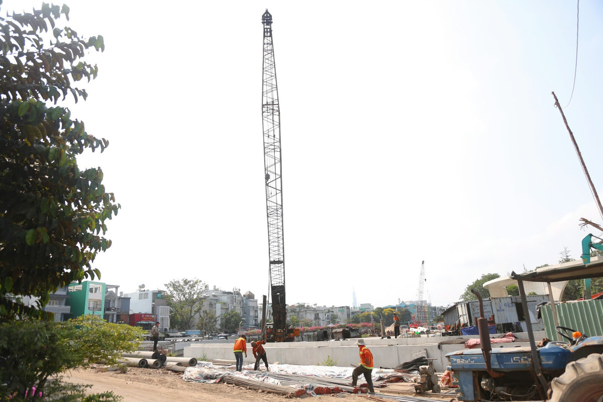 Công nhân thi công tại gói thầu XL03.