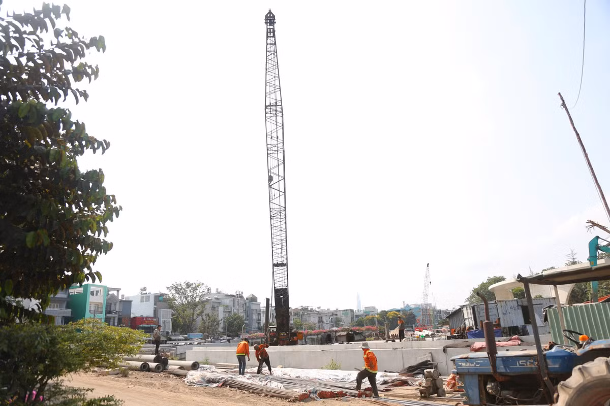 Công nhân thi công tại gói thầu XL03.