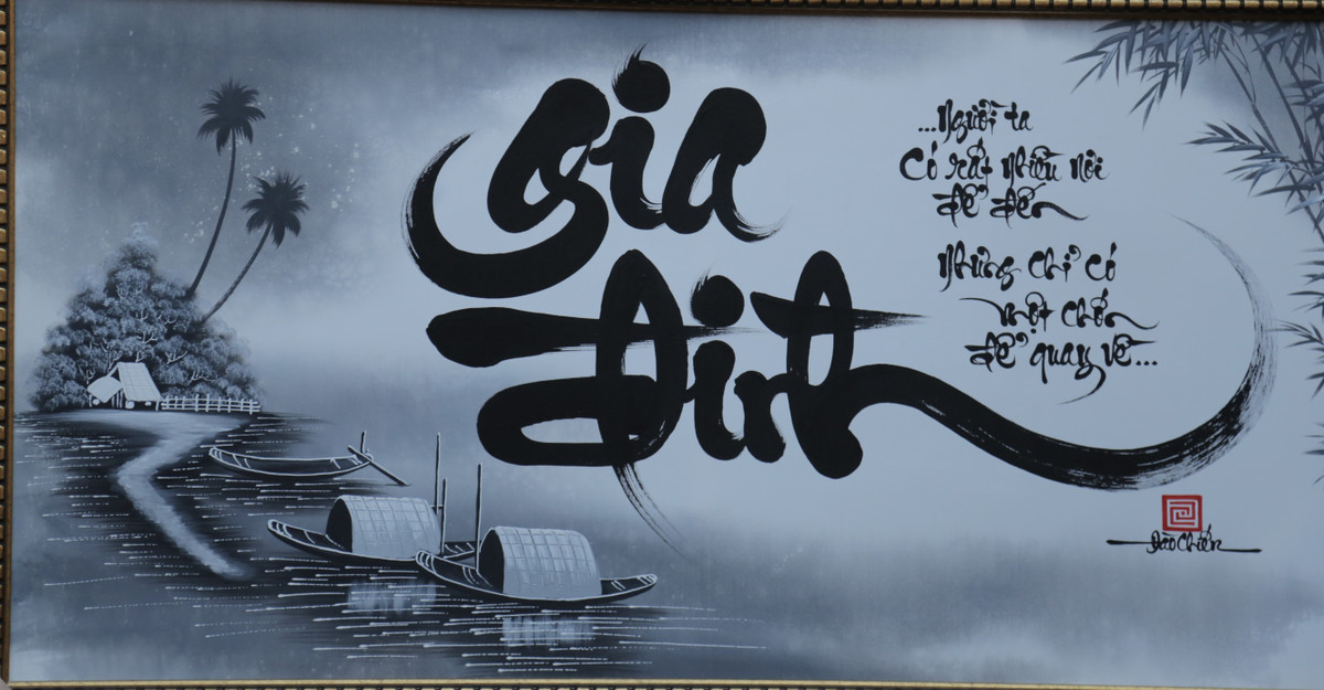 Những nét chữ thư pháp điêu luyện của các ông đồ trẻ ấn tượng và đẹp mắt không khác gì những ông đồ già trước đây.