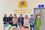 Bắt quả tang 6 đối tượng tụ tập đánh bạc lúc rạng sáng ở Tuyên Quang