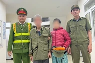 Kịp thời giúp đỡ cụ ông đi lạc, trao trả an toàn cho gia đình ở Hà Nội