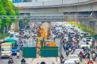 "Lô cốt" xuất hiện, đường Nguyễn Trãi gây ùn tắc kéo dài ở Hà Nội