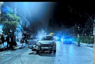 Công an Hà Nội tìm người chứng kiến vụ va chạm giao thông trên đường Láng