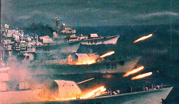 Thừa tàu chiến, Trung Quốc tống tiễn một phát 4 tàu khu trục cổ