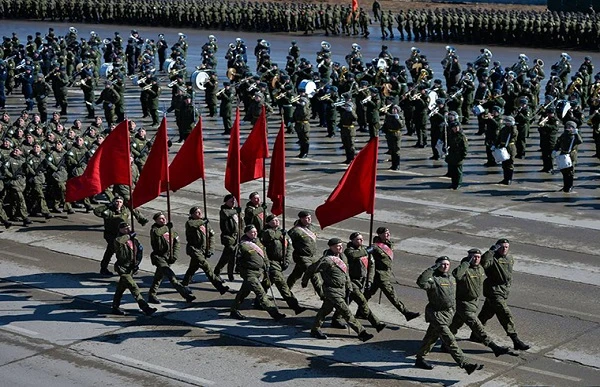 Quan sát Quân đội Nga diễn tập duyệt binh 9/5