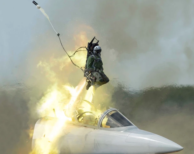 Cách ghế phóng thoát hiểm cứu sống phi công chỉ trong 4 giây