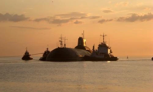 Kinh ngạc tiện nghi bên trong tàu ngầm lớn nhất thế giới