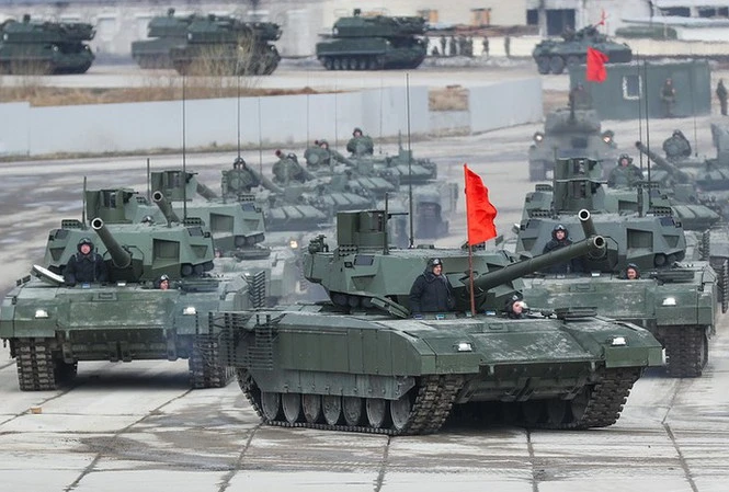 Nga nhiều xe tăng chiến đấu gấp đôi Mỹ, sức mạnh có hơn hẳn?