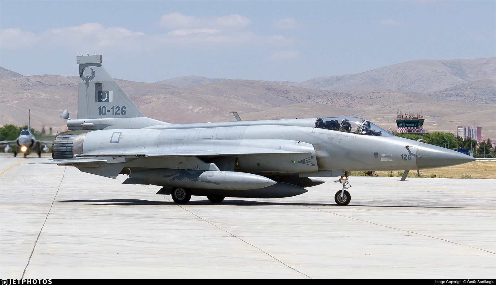 Azerbaijan muốn dùng tiêm kích Trung Quốc đối phó Su-30SM Armenia?