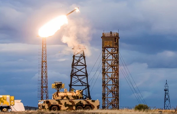 Vì sao NATO phải khiếp sợ tên lửa Tor-M2U Nga?