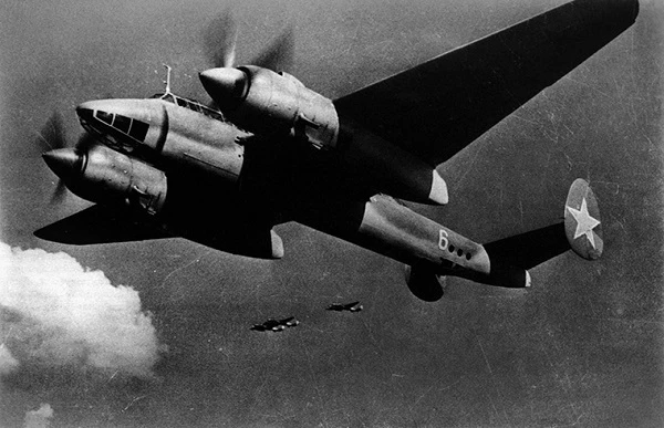 Ý tưởng điên rồ: Lắp 88 súng PPSh-41 lên oanh tạc cơ Tu-2