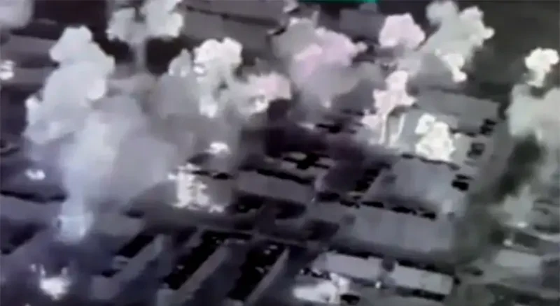 Thị trấn chiến lược bị chọc thủng, 2000 quân Ukraine không còn đường lui