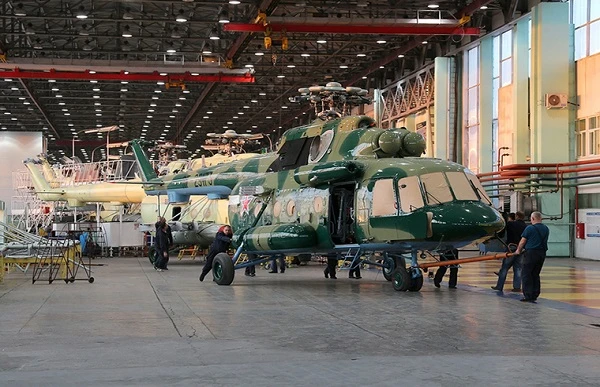 Thăm quan nhà máy trực thăng lâu đời nhất của Nga