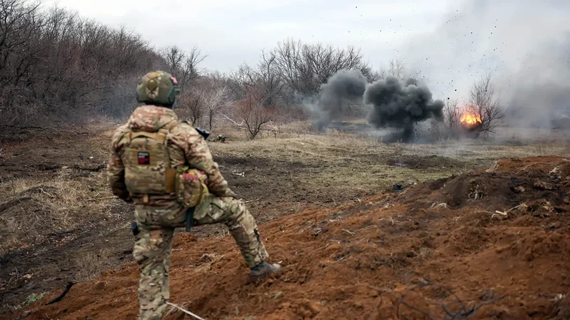 Tên lửa Iskander xé toang “đại bản doanh” của sĩ quan NATO ở Ukraine