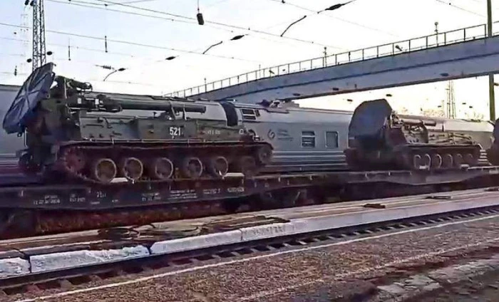 Nga mang siêu cối tới Crimea sẵn sàng đè bẹp Ukraine