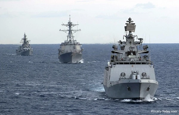 Kinh hãi 10 tàu hộ vệ “khủng” nhất thế giới (2)