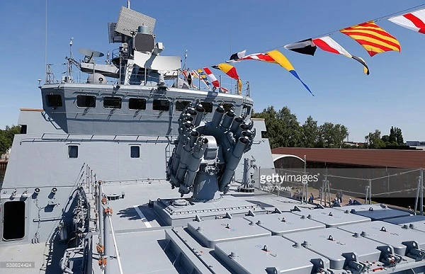 Bất ngờ: Nga tung tàu hộ vệ 11356 mang Kalibr tới Syria