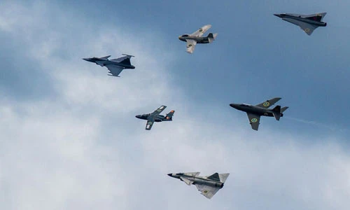 Chiêm ngưỡng 6 thế hệ máy bay chiến đấu Thụy Điển