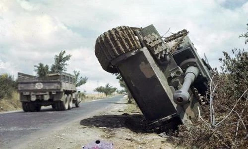 Kết cục thảm hại của xe tăng Tiger trong CTTG 2