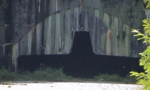 Hoang tàn căn cứ không quân lớn nhất châu Âu của Nam Tư