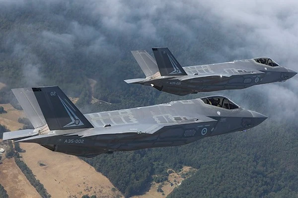Lo ngại J-20 Trung Quốc, nhiều cường quốc châu Á chạy đua mua F-35