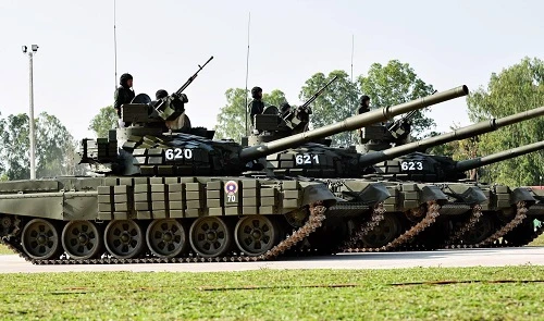 Nhận diện hai "cua đồng" cực mạnh Nga mới chuyển giao cho Lào