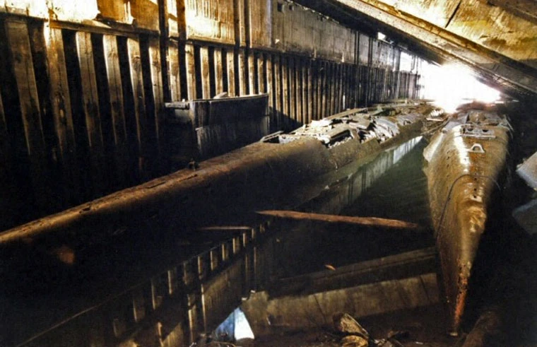 Khai quật tàu ngầm U-boat của Đức trong hầm ngầm Elbe II