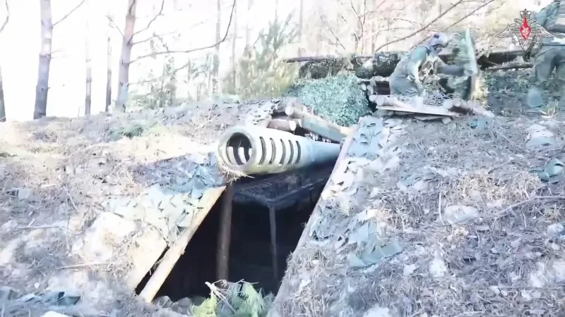 Chôn pháo tự hành xuống đất, Nga ám ảnh với UAV Ukraine