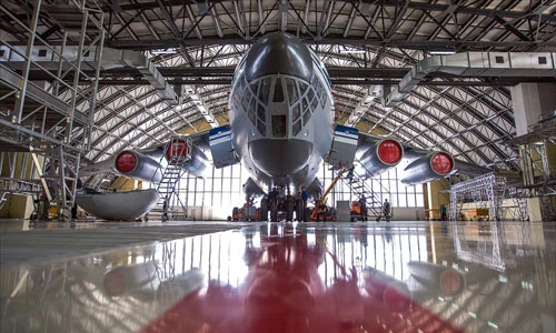 Ghé thăm nơi kéo dài tuổi thọ vận tải cơ IL-76 (1)
