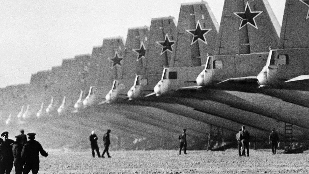 Cách Không quân Liên Xô đã vượt qua không quân phát xít Đức