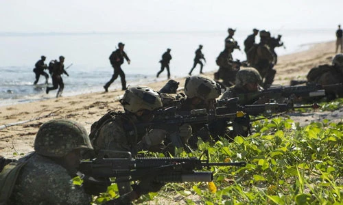 Xem lính thủy đánh bộ Mỹ, Philippines diễn tập ở Biển Đông