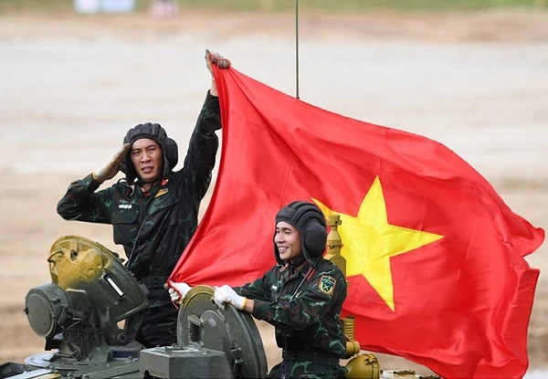 Chính thức: Nguyên nhân đội xe tăng Việt Nam bị phạt, mất ngôi đầu bảng