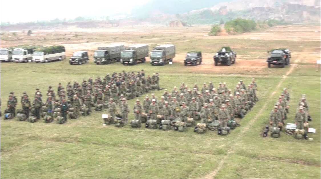 Các đơn vị đặc nhiệm ra quân bảo vệ Đại hội Đảng lần thứ XIII