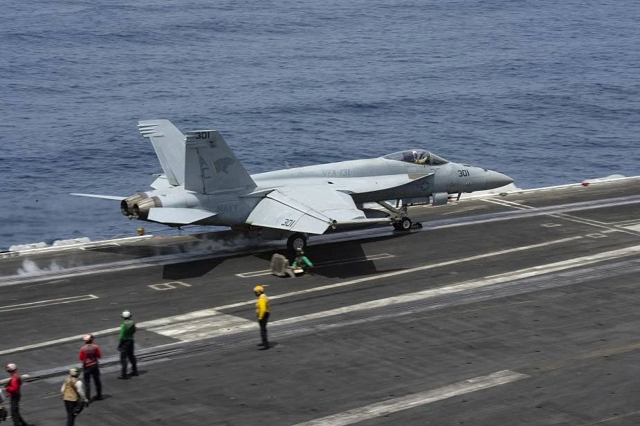 Mỹ đau đầu tìm cách sống sót trước tên lửa chống hạm Trung Quốc