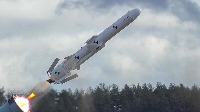 Romania nâng cấp tên lửa diệt hạm R-360 Neptune khiếp Nga gặp khó